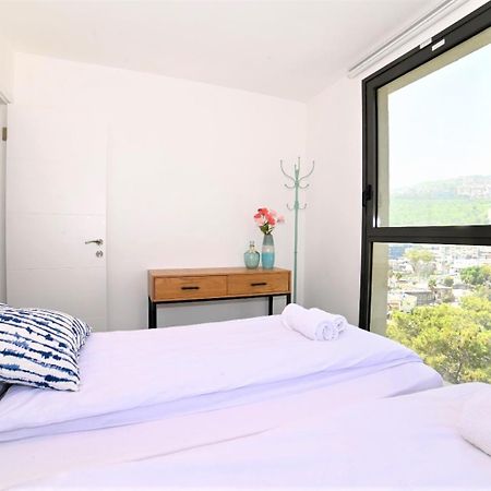 Yalarent Migdalor Apartments With Sea Views Тиберия Екстериор снимка