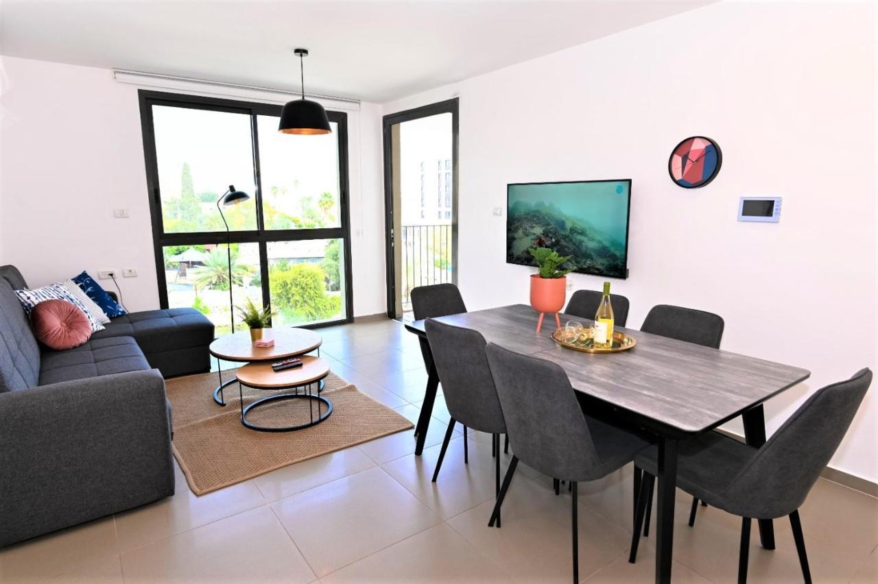 Yalarent Migdalor Apartments With Sea Views Тиберия Екстериор снимка