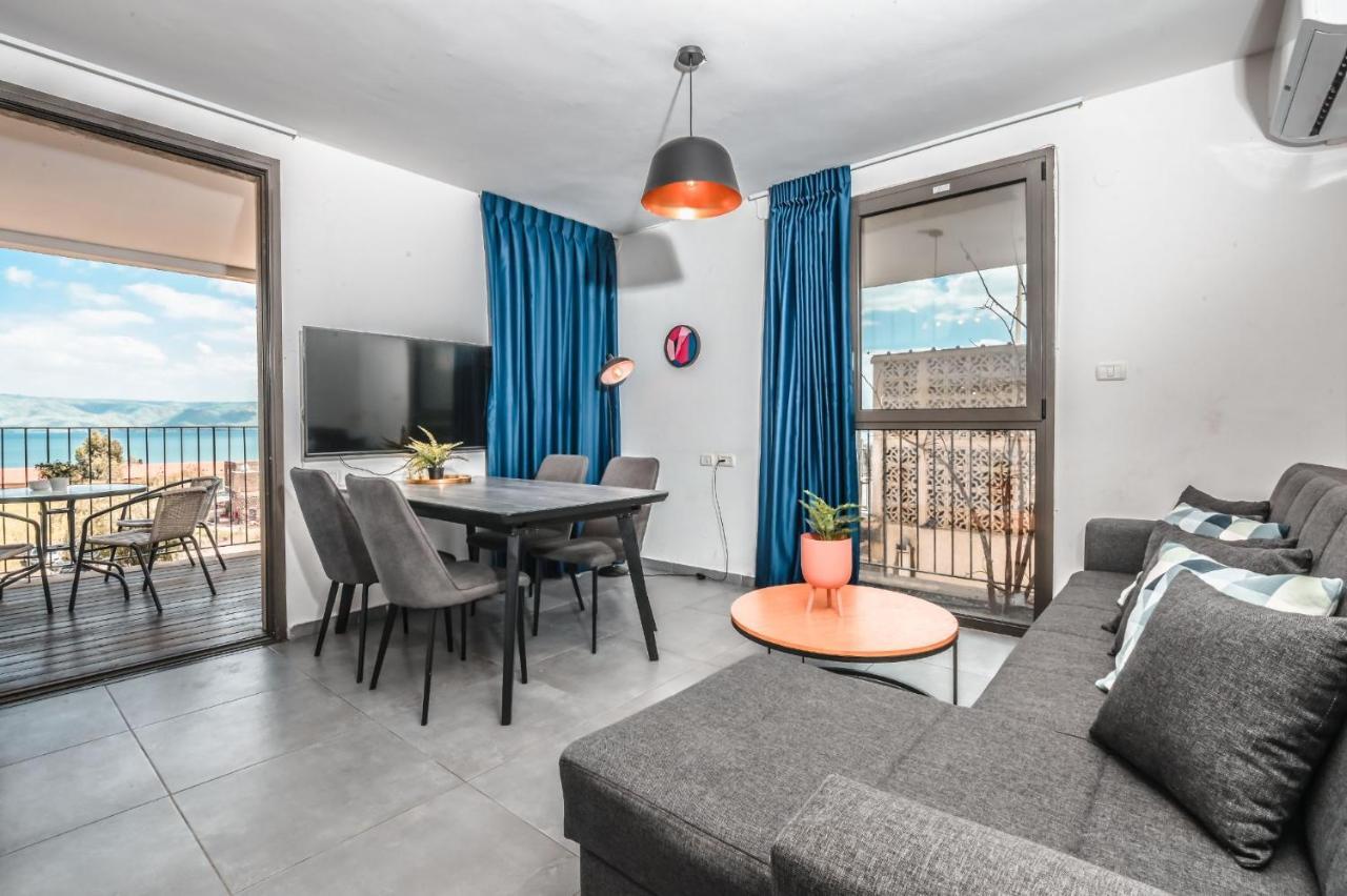 Yalarent Migdalor Apartments With Sea Views Тиберия Екстериор снимка