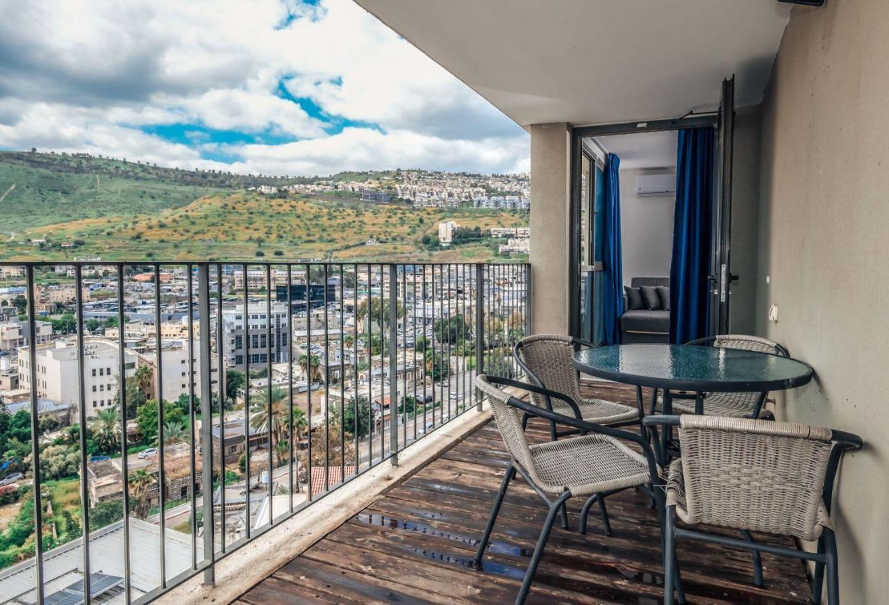 Yalarent Migdalor Apartments With Sea Views Тиберия Екстериор снимка