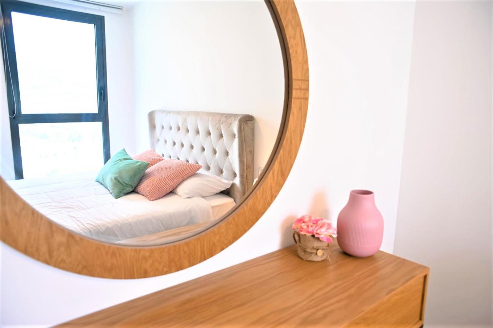 Yalarent Migdalor Apartments With Sea Views Тиберия Екстериор снимка