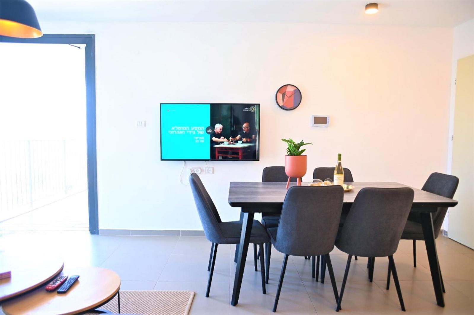 Yalarent Migdalor Apartments With Sea Views Тиберия Екстериор снимка